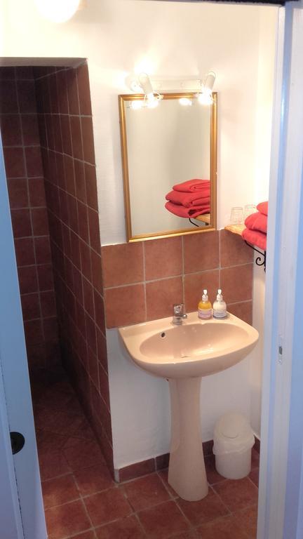 로쉐코르봉 Le Vieux Vauvert B&B 외부 사진