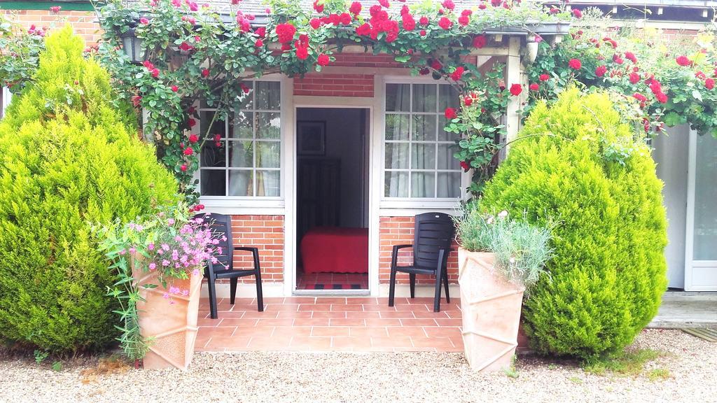 로쉐코르봉 Le Vieux Vauvert B&B 외부 사진
