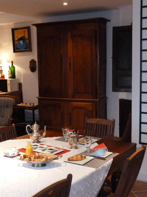 로쉐코르봉 Le Vieux Vauvert B&B 외부 사진